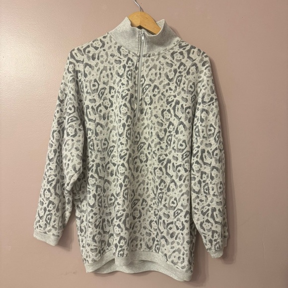 Aerie Oversized Leopard Print Quarter Zip Sweater Light Gray Women Size M - Picture 1 of 6